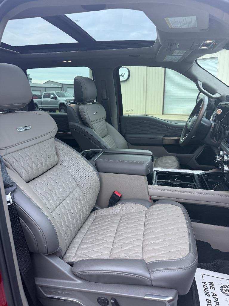 2025 Ford F-350 Super Duty Platinum - Photo 8