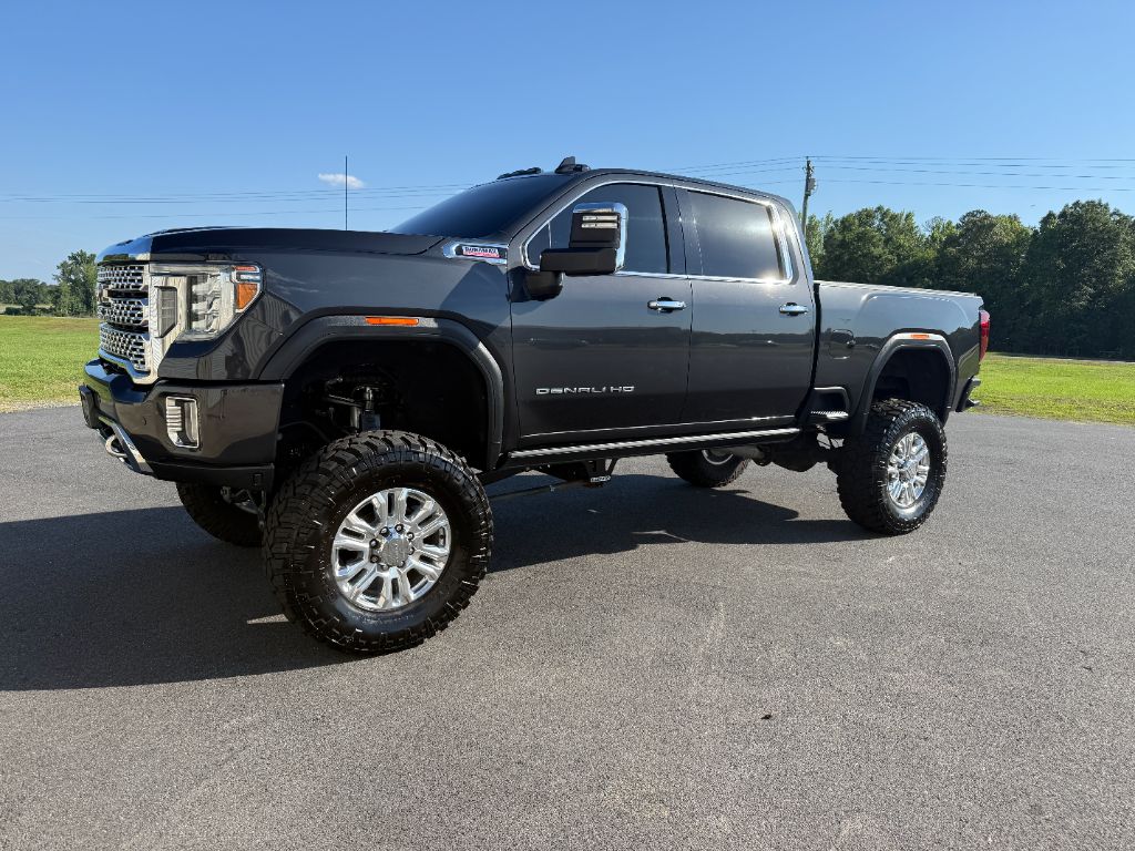 2021 GMC Sierra 4WD Crew Cab Standard Box Denali's photo