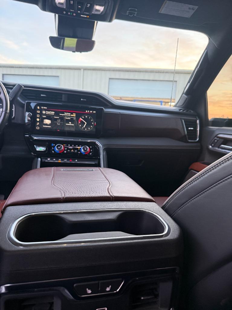 2024 GMC Sierra 3500HD Denali Ultimate - Photo 12