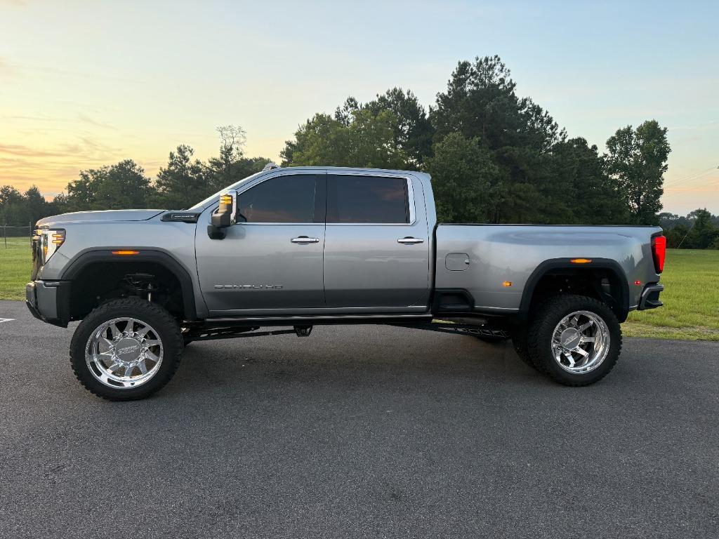 2024 GMC Sierra 3500HD Denali Ultimate - Photo 7