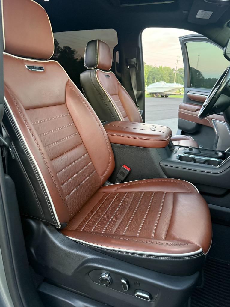 2024 GMC Sierra 3500HD Denali Ultimate - Photo 15